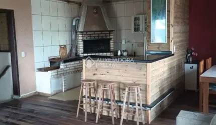 Casa com 3 quartos à venda na Sessenta E Três, 35, Centro, Balneário Pinhal, 135 m2 por R$ 239.000