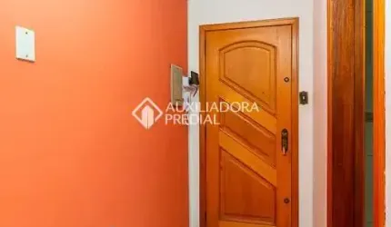 Apartamento com 3 quartos à venda na Avenida Cristóvão Colombo, 2270, Floresta, Porto Alegre, 144 m2 por R$ 399.000
