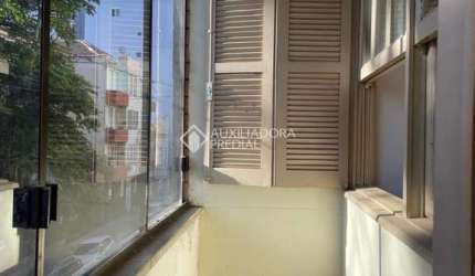Apartamento com 2 quartos à venda na Rua Sarmento Leite, 1052, Centro Histórico, Porto Alegre, 69 m2 por R$ 290.000