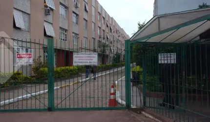 Apartamento com 3 quartos à venda na Rua Eurico Lara, 83, Medianeira, Porto Alegre, 75 m2 por R$ 289.000