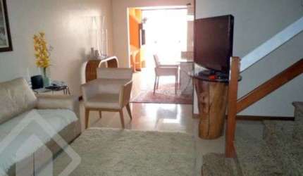 Casa em condomínio fechado com 3 quartos à venda na Rua Professor Antônio José Remião, 48, Espírito Santo, Porto Alegre, 150 m2 por R$ 890.000