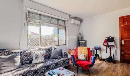 Apartamento com 3 quartos à venda na Rua Gaston Englert, 105, Vila Ipiranga, Porto Alegre, 91 m2 por R$ 450.000