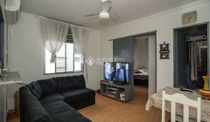 Apartamento com 1 quarto à venda na Rua Amadeu F. de Oliveira Freitas, 255, Protásio Alves, Porto Alegre, 53 m2 por R$ 159.000