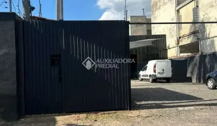 Terreno comercial à venda na Rua Dezoito de Novembro, 78, Navegantes, Porto Alegre, 335 m2 por R$ 450.000