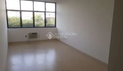 Sala comercial à venda na Rua Paulo Setúbal, 25, Passo da Areia, Porto Alegre, 23 m2 por R$ 350.000