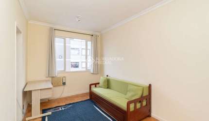 Apartamento com 1 quarto para alugar na Avenida João Pessoa, 1203, Santana, Porto Alegre, 26 m2 por R$ 1.100