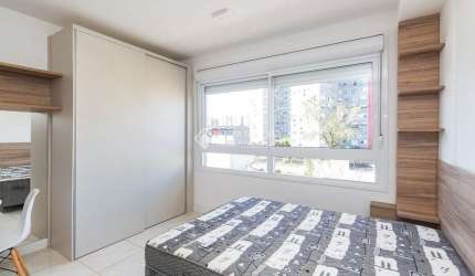 Apartamento com 1 quarto para alugar na Avenida dos Cubanos, 114, Partenon, Porto Alegre, 30 m2 por R$ 3.000
