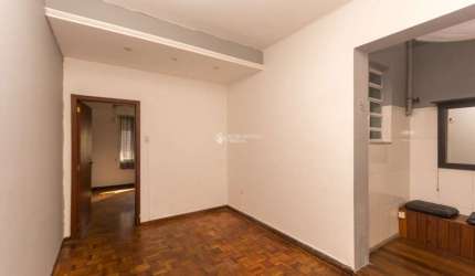 Apartamento com 1 quarto para alugar na Rua Duque de Caxias, 229, Centro Histórico, Porto Alegre, 42 m2 por R$ 1.750