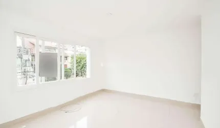 Apartamento com 2 quartos para alugar na Rua Guilherme Alves, 170, Partenon, Porto Alegre, 83 m2 por R$ 2.000