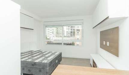 Apartamento com 1 quarto para alugar na Avenida dos Cubanos, 114, Partenon, Porto Alegre, 27 m2 por R$ 2.200
