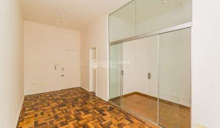 Apartamento com 1 quarto para alugar na Rua Jerônimo Coelho, 75, Centro Histórico, Porto Alegre, 37 m2 por R$ 850