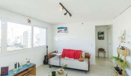 Apartamento com 2 quartos para alugar na Rua São Simão, 99, Jardim do Salso, Porto Alegre, 70 m2 por R$ 4.100