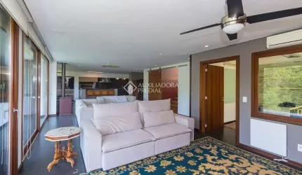 Casa em condomínio fechado com 4 quartos para alugar na Avenida Bento Gonçalves, 8083, Agronomia, Porto Alegre, 493 m2 por R$ 19.000
