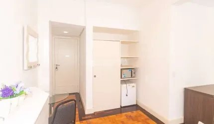 Apartamento com 1 quarto para alugar na Rua General Andrade Neves, 150, Centro Histórico, Porto Alegre, 30 m2 por R$ 1.600
