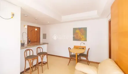 Apartamento com 1 quarto para alugar na Rua Ramiro Barcelos, 1373, Rio Branco, Porto Alegre, 49 m2 por R$ 2.400