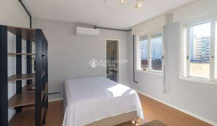 Apartamento com 1 quarto para alugar na Rua General Lima e Silva, 861, Cidade Baixa, Porto Alegre, 32 m2 por R$ 2.480