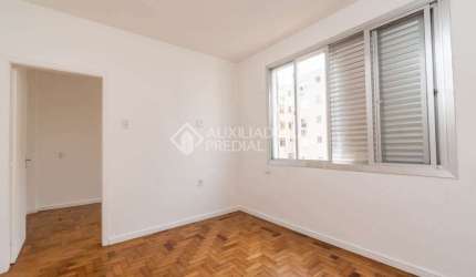 Apartamento com 2 quartos para alugar na Rua Jerônimo Coelho, 59, Centro Histórico, Porto Alegre, 51 m2 por R$ 1.300