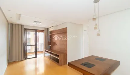 Apartamento com 3 quartos para alugar na Rua Professor Carvalho Freitas, 611, Teresópolis, Porto Alegre, 70 m2 por R$ 1.500