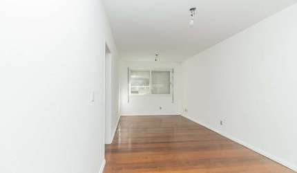 Apartamento com 2 quartos para alugar na Rua Murilo Furtado, 16, Petrópolis, Porto Alegre, 110 m2 por R$ 2.000