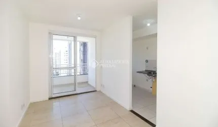 Apartamento com 3 quartos para alugar na Rua Airton Ferreira da Silva, 295, Humaitá, Porto Alegre, 65 m2 por R$ 2.100