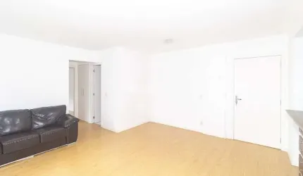 Apartamento com 2 quartos para alugar na Avenida Dom Cláudio José Gonçalves Ponce de Leão, 140, Vila Ipiranga, Porto Alegre, 65 m2 por R$ 2.600