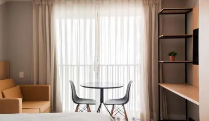 Apartamento com 1 quarto para alugar na Rua Vinte e Quatro de Outubro, 1585, Auxiliadora, Porto Alegre, 24 m2 por R$ 3.600