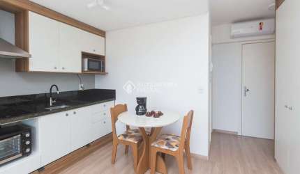Loft com 1 quarto para alugar na Rua Alberto Silva, 53, Vila Ipiranga, Porto Alegre, 30 m2 por R$ 2.500