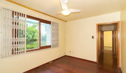Apartamento com 3 quartos para alugar na Rua Orfanotrófio, 983, Santa Tereza, Porto Alegre, 81 m2 por R$ 1.400