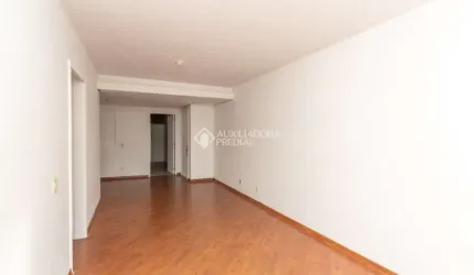 Apartamento com 2 quartos para alugar na Rua Santo Antônio, 407, Floresta, Porto Alegre, 79 m2 por R$ 2.500