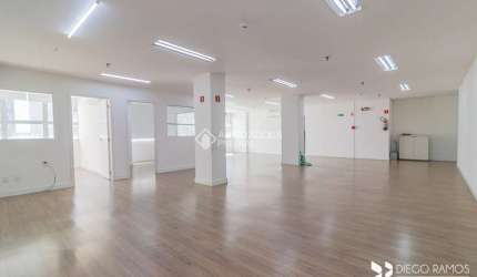 Sala comercial para alugar na Rua dos Andradas, 780, Centro Histórico, Porto Alegre, 284 m2 por R$ 5.000