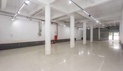 Ponto comercial para alugar na Avenida Cairu, 712, Navegantes, Porto Alegre, 260 m2 por R$ 2.800