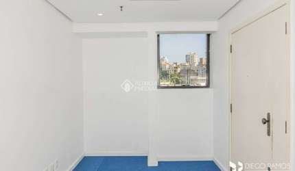 Sala comercial para alugar na Avenida Carlos Gomes, 1200, Auxiliadora, Porto Alegre, 39 m2 por R$ 1.600