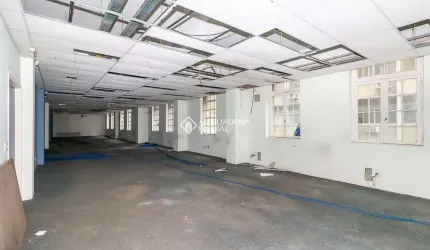 Sala comercial para alugar na Rua General Câmara, 52, Centro Histórico, Porto Alegre, 250 m2 por R$ 4.000