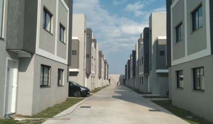 Casa com 3 quartos à venda na Rua Rodolfo Bernardelli, 569, Uberaba, Curitiba, 105 m2 por R$ 639.000