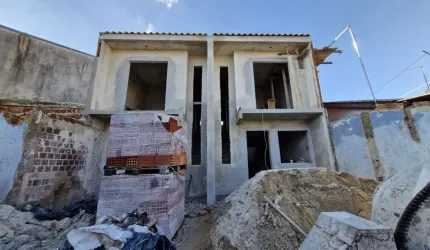 Casa com 3 quartos à venda na Rua Adriana Ceres Zago Bueno, 703, Tatuquara, Curitiba por R$ 380.000