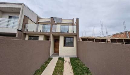 Casa com 3 quartos à venda na Rua Mínero Bittencourt, 63, Campo de Santana, Curitiba por R$ 300.000