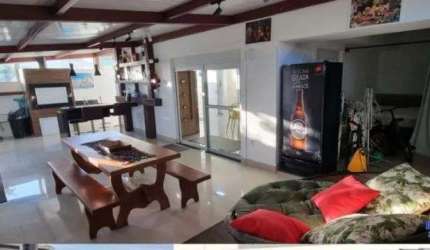casa na praia da Pinheira