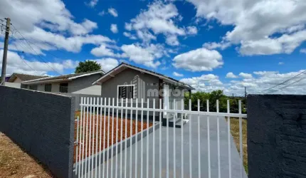 CASA DE ESQUINA A VENDA NO CONTORNO