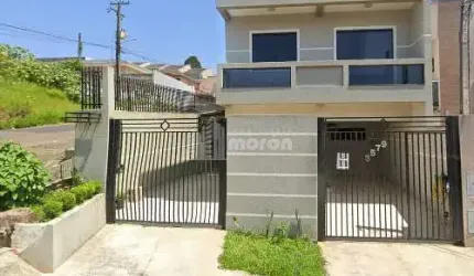 SOBRADO Á VENDA NO ÓRFÃS