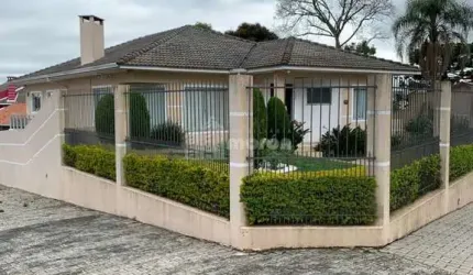 CASA Á VENDA NO ORFÃS