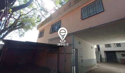 EXCELENTE GALPÃO COMERCIAL PARA LOCAÇÃO COM 734m²