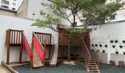 Sobrado à venda, 4 quartos, 1 suíte, Campo Belo - São Paulo/SP