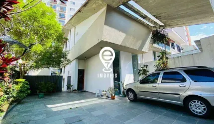 Sobrado à venda, 3 quartos, 1 suíte, 4 vagas, Bosque da Saúde - São Paulo/SP