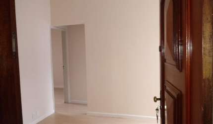 Apartamento em casa de vila para aluguel com 31 m² com 1 quarto em Vila Isabel - Rio de Janeiro - RJ