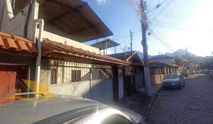 Vendo Casa na Vila Guarani com 3 quartos e 1 Suíte