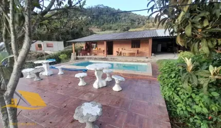 VENDO CHÁCARA COM PISCINA EM CONQUISTA