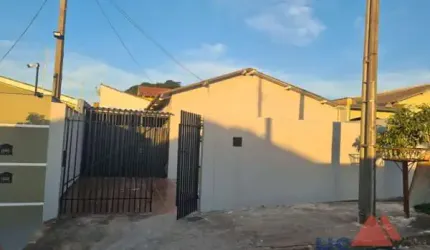Casa com 2 quartos  à venda, 80.00 m2 por R$200000.00  - Conjunto Parigot De Souza - Londrina/PR