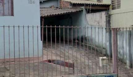 Casa com 1 quarto  para alugar, 50.00 m2 por R$750.00  - Bela Vista - Londrina/PR