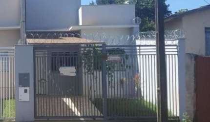 Casa com 3 quartos  à venda, 70.00 m2 por R$330000.00  - California - Londrina/PR