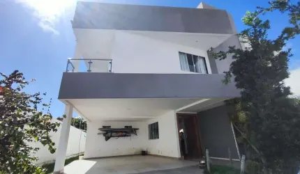 Casa à venda no bairro Vilas do Atlantico em Lauro de Freitas/BA
